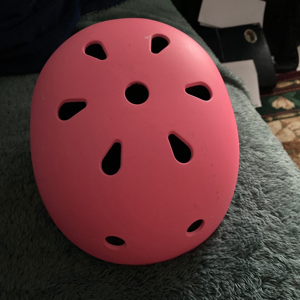 Childrens safety helmet